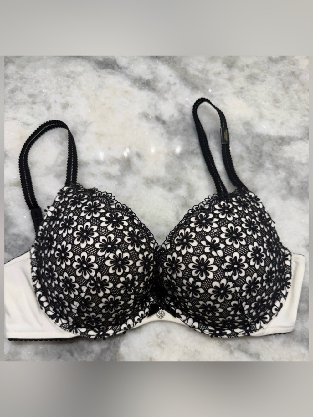 Victoria’s Secret Black White Floral Lace Bra 36C Crystal Embellished Sexy Rare
